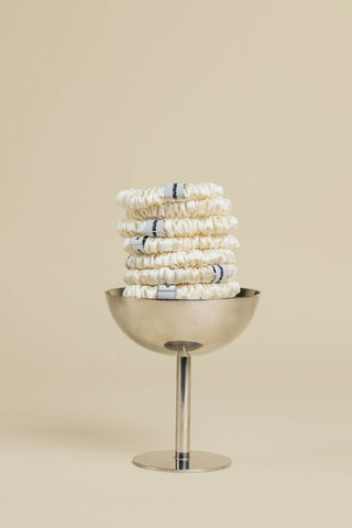 PETITĖ Silk Scrunchie