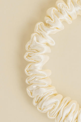 PETITĖ Silk Scrunchie